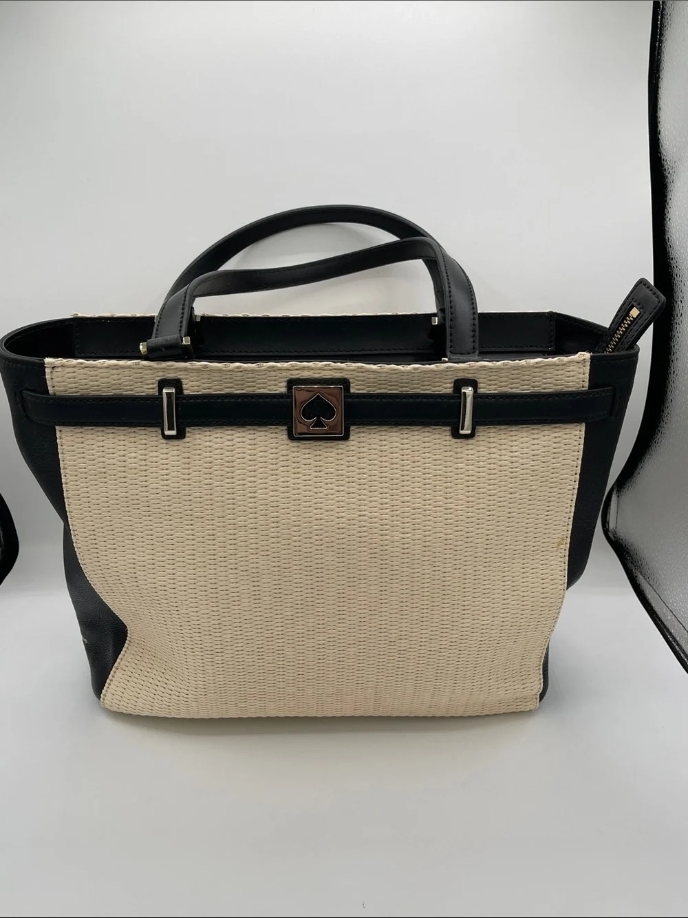 kate spade Natural Straw Houston Street Leo  Cream & Black Top-Handle Tote COA